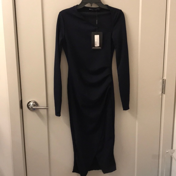 Pretty Little Thing Navy Asymmetric Neck Dress - Picture 6 of 7